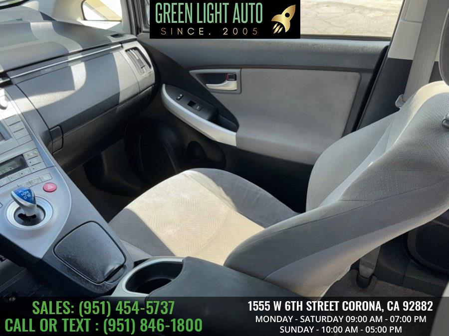 2013 Toyota Prius 5dr HB Two (Natl), available for sale in Corona, California | Green Light Auto. Corona, California 2013 Toyota Prius 5dr HB Two (Natl), available for sale in Corona, California | Green Light Auto. Corona, California