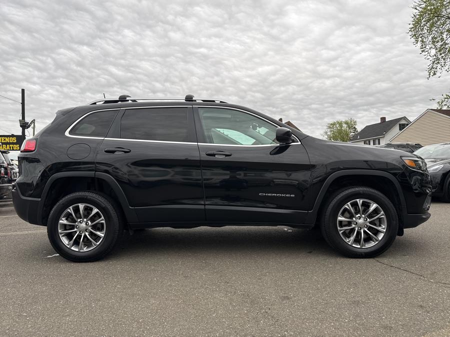 2019 Jeep Cherokee Latitude Plus 4x4, available for sale in Little Ferry, New Jersey | Victoria Preowned Autos Inc. Little Ferry, New Jersey 2019 Jeep Cherokee Latitude Plus 4x4, available for sale in Little Ferry, New Jersey | Victoria Preowned Autos Inc. Little Ferry, New Jersey