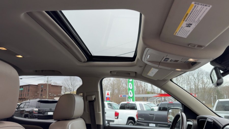 2018 GMC Sierra 1500 4WD Crew Cab 143.5" SLT, available for sale in Waterbury, Connecticut | West End Automotive Center. Waterbury, Connecticut 2018 GMC Sierra 1500 4WD Crew Cab 143.5" SLT, available for sale in Waterbury, Connecticut | West End Automotive Center. Waterbury, Connecticut