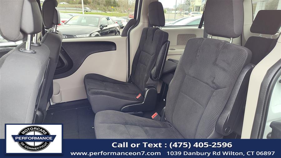 2019 Dodge Grand Caravan SE Wagon, available for sale in Wilton, Connecticut | Performance Motor Cars Of Connecticut LLC. Wilton, Connecticut 2019 Dodge Grand Caravan SE Wagon, available for sale in Wilton, Connecticut | Performance Motor Cars Of Connecticut LLC. Wilton, Connecticut