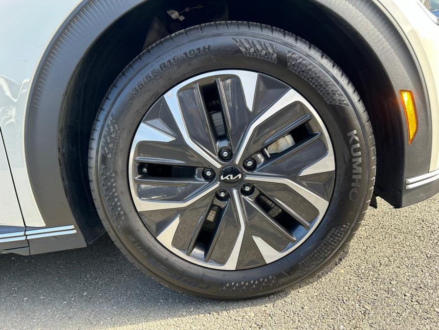 2024 Kia EV6 Long Range RWD, available for sale in Daly City, California | Green Light Auto Wholesale. Daly City, California 2024 Kia EV6 Long Range RWD, available for sale in Daly City, California | Green Light Auto Wholesale. Daly City, California