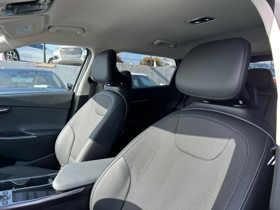 2024 Kia EV6 Long Range RWD, available for sale in Daly City, California | Green Light Auto Wholesale. Daly City, California 2024 Kia EV6 Long Range RWD, available for sale in Daly City, California | Green Light Auto Wholesale. Daly City, California