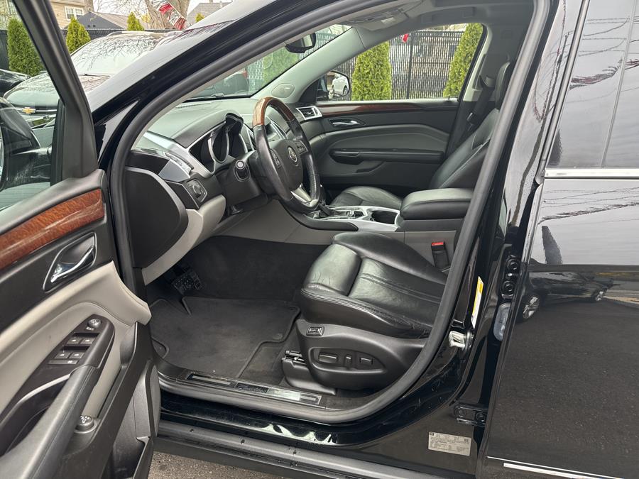 2011 Cadillac SRX FWD 4dr Luxury Collection, available for sale in Islip, New York | L.I. Auto Gallery. Islip, New York 2011 Cadillac SRX FWD 4dr Luxury Collection, available for sale in Islip, New York | L.I. Auto Gallery. Islip, New York