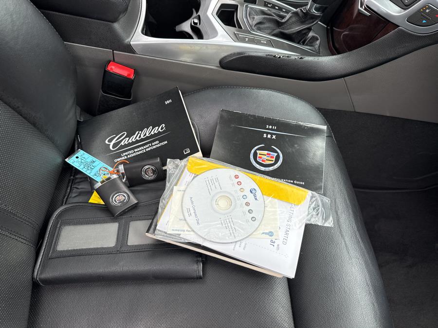 2011 Cadillac SRX FWD 4dr Luxury Collection, available for sale in Islip, New York | L.I. Auto Gallery. Islip, New York 2011 Cadillac SRX FWD 4dr Luxury Collection, available for sale in Islip, New York | L.I. Auto Gallery. Islip, New York