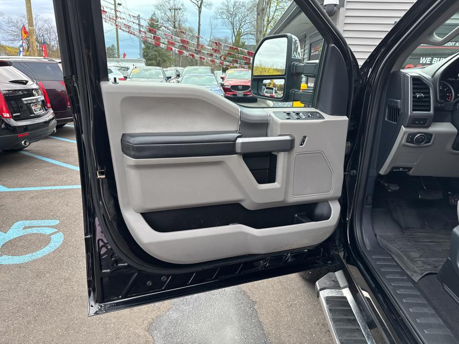 2022 Ford Super Duty F-250 SRW XLT 4WD Crew Cab 6.75'' Box, available for sale in Islip, New York | L.I. Auto Gallery. Islip, New York 2022 Ford Super Duty F-250 SRW XLT 4WD Crew Cab 6.75'' Box, available for sale in Islip, New York | L.I. Auto Gallery. Islip, New York