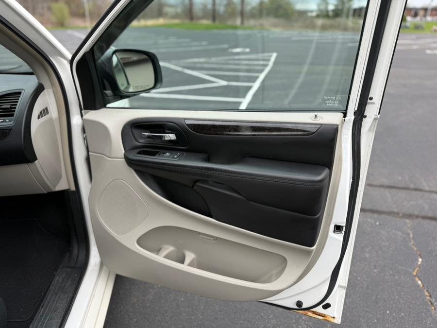 2013 Dodge Grand Caravan 4dr Wgn Crew, available for sale in East Windsor, Connecticut | STS Automotive. East Windsor, Connecticut 2013 Dodge Grand Caravan 4dr Wgn Crew, available for sale in East Windsor, Connecticut | STS Automotive. East Windsor, Connecticut
