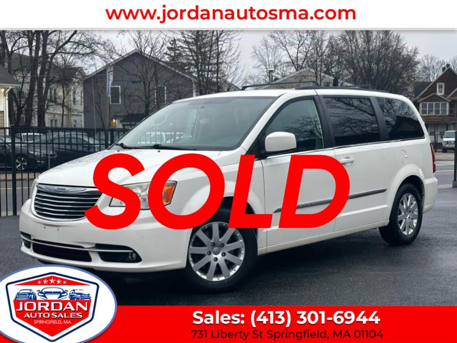 Used 2013 Chrysler Town & Country in Springfield, Massachusetts | Jordan Auto Sales. Springfield, Massachusetts