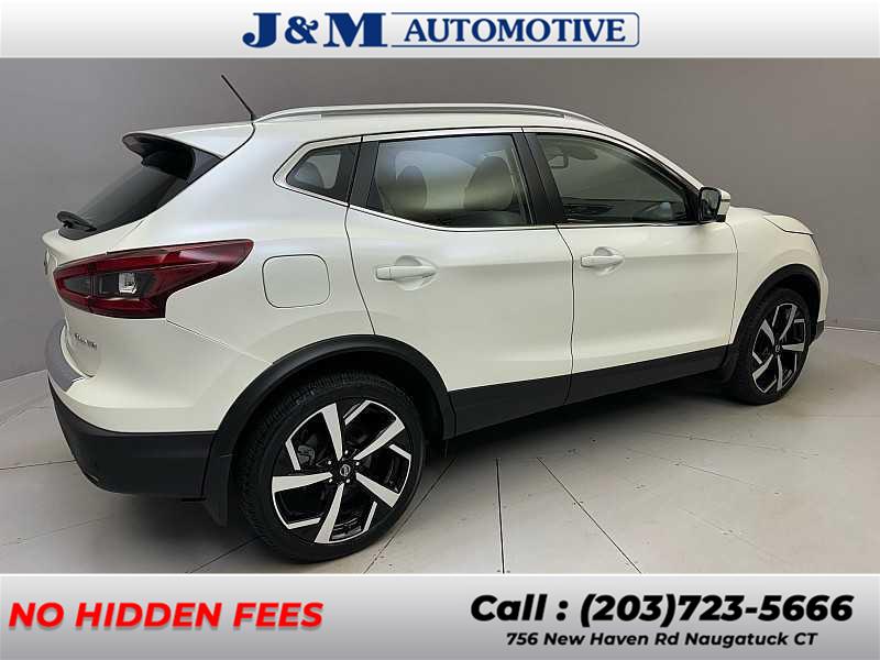 2022 Nissan Rogue Sport SL, available for sale in Naugatuck, Connecticut | J&M Automotive Sls&Svc LLC. Naugatuck, Connecticut 2022 Nissan Rogue Sport SL, available for sale in Naugatuck, Connecticut | J&M Automotive Sls&Svc LLC. Naugatuck, Connecticut