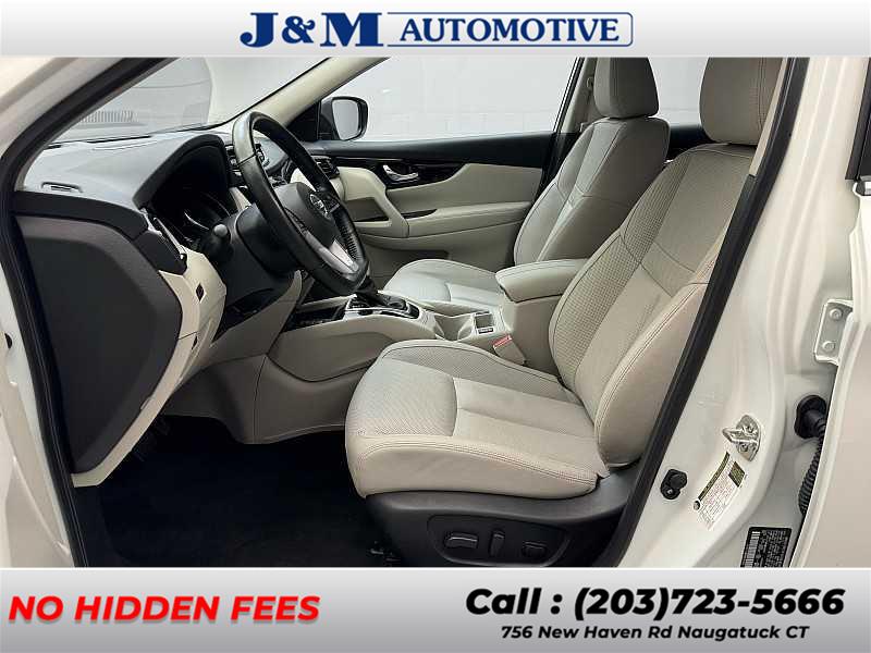 2022 Nissan Rogue Sport SL, available for sale in Naugatuck, Connecticut | J&M Automotive Sls&Svc LLC. Naugatuck, Connecticut 2022 Nissan Rogue Sport SL, available for sale in Naugatuck, Connecticut | J&M Automotive Sls&Svc LLC. Naugatuck, Connecticut