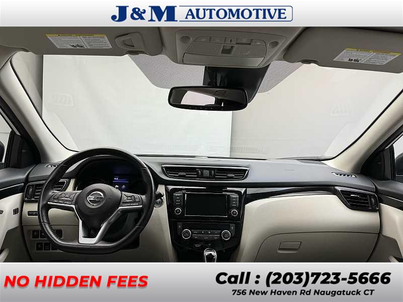 2022 Nissan Rogue Sport SL, available for sale in Naugatuck, Connecticut | J&M Automotive Sls&Svc LLC. Naugatuck, Connecticut 2022 Nissan Rogue Sport SL, available for sale in Naugatuck, Connecticut | J&M Automotive Sls&Svc LLC. Naugatuck, Connecticut