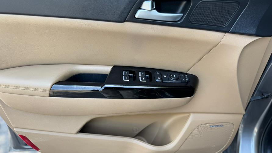 2018 Kia Sportage SX Turbo FWD, available for sale in Tustin, California | Carox LLC. Tustin, California 2018 Kia Sportage SX Turbo FWD, available for sale in Tustin, California | Carox LLC. Tustin, California