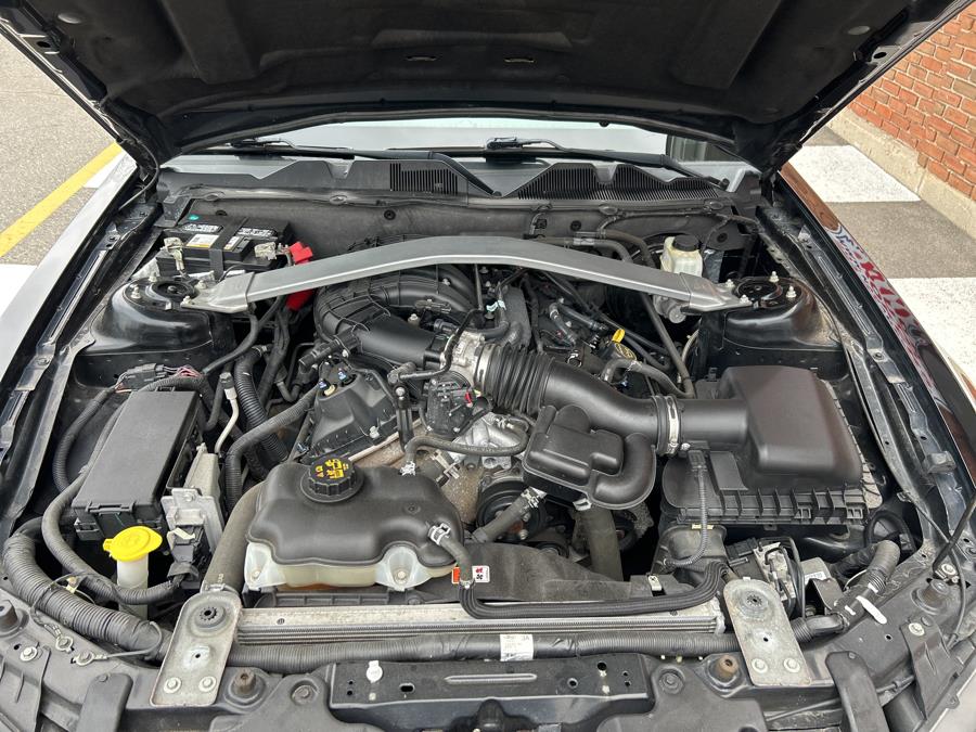 2014 Ford Mustang 2dr Conv V6 Premium, available for sale in Waterbury, Connecticut | National Auto Brokers, Inc.. Waterbury, Connecticut 2014 Ford Mustang 2dr Conv V6 Premium, available for sale in Waterbury, Connecticut | National Auto Brokers, Inc.. Waterbury, Connecticut