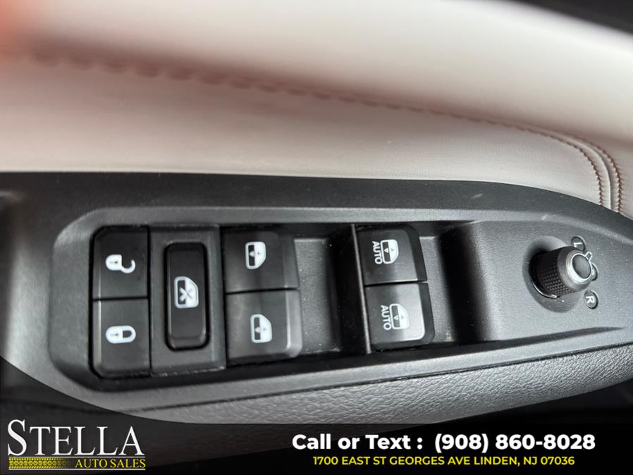 2023 Jeep Compass Limited 4x4, available for sale in Linden, New Jersey | Stella Auto Sales. Linden, New Jersey 2023 Jeep Compass Limited 4x4, available for sale in Linden, New Jersey | Stella Auto Sales. Linden, New Jersey