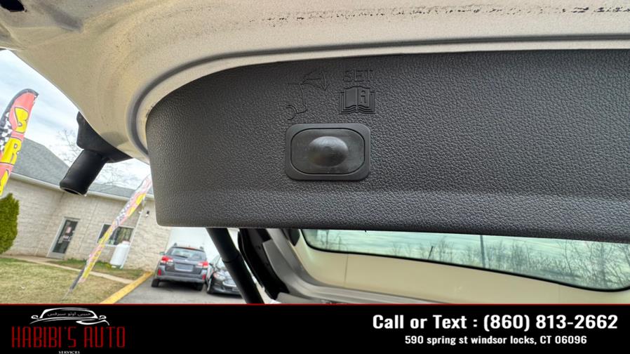 2013 Ford Escape 4WD 4dr SEL, available for sale in Windsor Locks, Connecticut | Habibis Auto Sales. Windsor Locks, Connecticut 2013 Ford Escape 4WD 4dr SEL, available for sale in Windsor Locks, Connecticut | Habibis Auto Sales. Windsor Locks, Connecticut