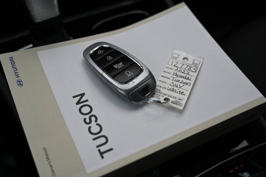 2022 Hyundai Tucson SEL AWD, available for sale in Waterbury, Connecticut | Highline Car Connection. Waterbury, Connecticut 2022 Hyundai Tucson SEL AWD, available for sale in Waterbury, Connecticut | Highline Car Connection. Waterbury, Connecticut