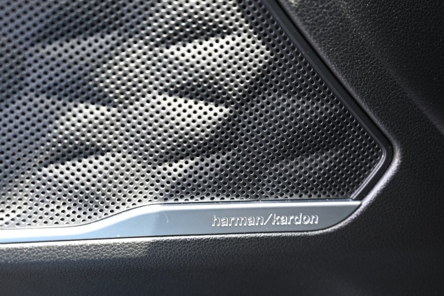 2022 Hyundai Santa Fe Limited AWD, available for sale in Waterbury, Connecticut | Highline Car Connection. Waterbury, Connecticut 2022 Hyundai Santa Fe Limited AWD, available for sale in Waterbury, Connecticut | Highline Car Connection. Waterbury, Connecticut