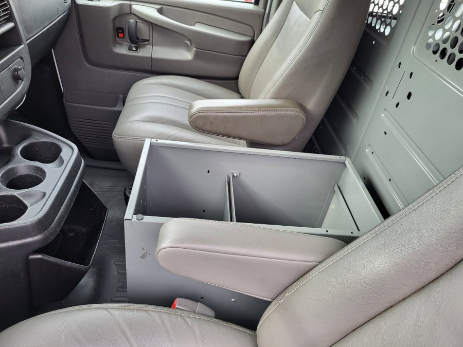 2014 Chevrolet Express Cargo Van RWD 1500 135" WB, available for sale in COPIAGUE, New York | Warwick Auto Sales Inc. COPIAGUE, New York 2014 Chevrolet Express Cargo Van RWD 1500 135" WB, available for sale in COPIAGUE, New York | Warwick Auto Sales Inc. COPIAGUE, New York