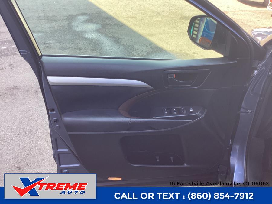 2015 Toyota Highlander AWD 4dr V6 LE Plus (Natl), available for sale in Plainville, Connecticut | Xtreme Auto. Plainville, Connecticut 2015 Toyota Highlander AWD 4dr V6 LE Plus (Natl), available for sale in Plainville, Connecticut | Xtreme Auto. Plainville, Connecticut