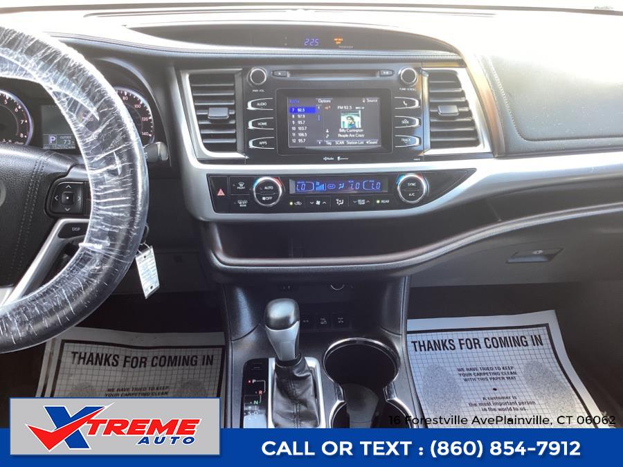 2015 Toyota Highlander AWD 4dr V6 LE Plus (Natl), available for sale in Plainville, Connecticut | Xtreme Auto. Plainville, Connecticut 2015 Toyota Highlander AWD 4dr V6 LE Plus (Natl), available for sale in Plainville, Connecticut | Xtreme Auto. Plainville, Connecticut