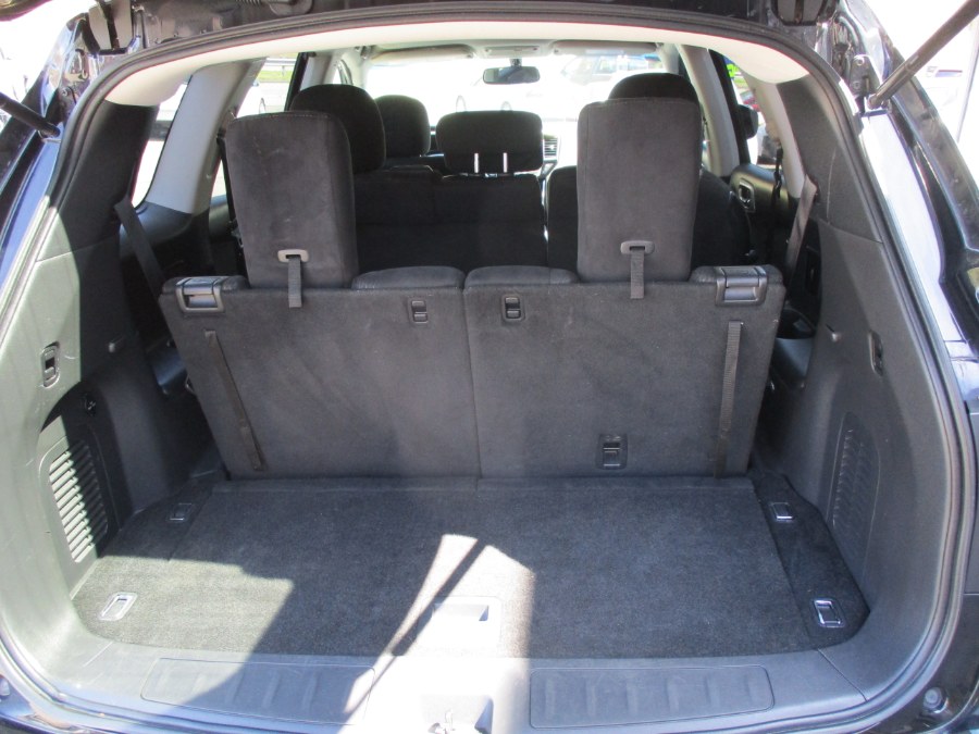 2016 Nissan Pathfinder 4WD 4dr S, available for sale in Meriden, Connecticut | Cos Central Auto. Meriden, Connecticut 2016 Nissan Pathfinder 4WD 4dr S, available for sale in Meriden, Connecticut | Cos Central Auto. Meriden, Connecticut
