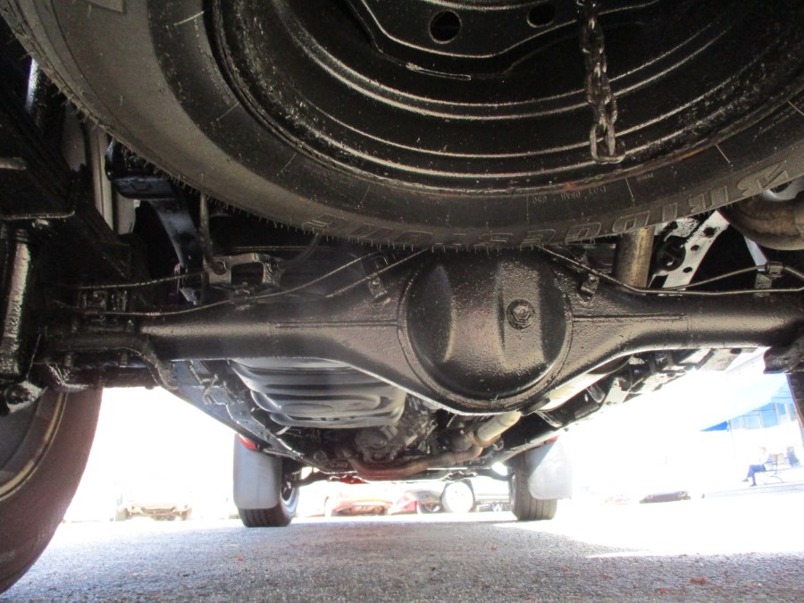 2013 Toyota Tacoma V6 4x4 Club Cab, available for sale in Meriden, Connecticut | Cos Central Auto. Meriden, Connecticut 2013 Toyota Tacoma V6 4x4 Club Cab, available for sale in Meriden, Connecticut | Cos Central Auto. Meriden, Connecticut