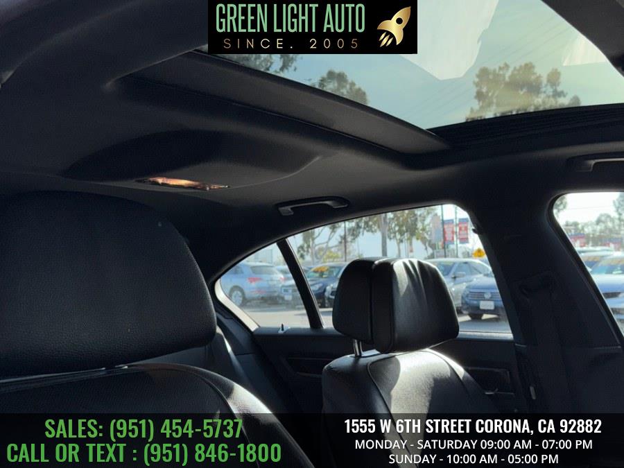 2015 BMW 7 Series 4dr Sdn 740i RWD, available for sale in Corona, California | Green Light Auto. Corona, California 2015 BMW 7 Series 4dr Sdn 740i RWD, available for sale in Corona, California | Green Light Auto. Corona, California