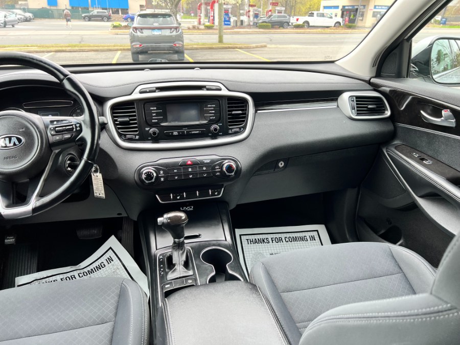 2016 Kia Sorento FWD 4dr 2.4L LX, available for sale in Hartford , Connecticut | Ledyard Auto Sale LLC. Hartford , Connecticut 2016 Kia Sorento FWD 4dr 2.4L LX, available for sale in Hartford , Connecticut | Ledyard Auto Sale LLC. Hartford , Connecticut