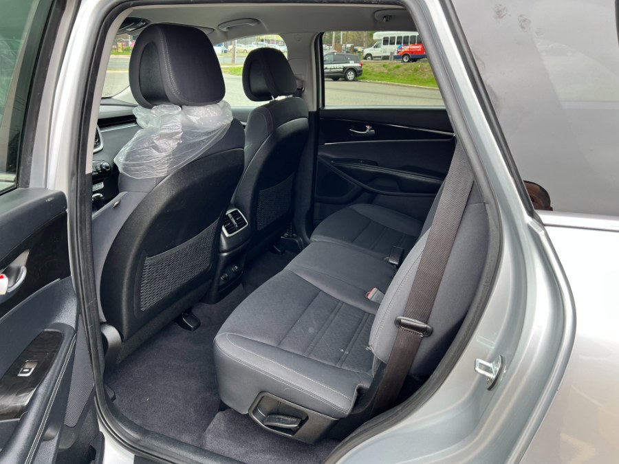 2016 Kia Sorento FWD 4dr 2.4L LX, available for sale in Hartford , Connecticut | Ledyard Auto Sale LLC. Hartford , Connecticut 2016 Kia Sorento FWD 4dr 2.4L LX, available for sale in Hartford , Connecticut | Ledyard Auto Sale LLC. Hartford , Connecticut