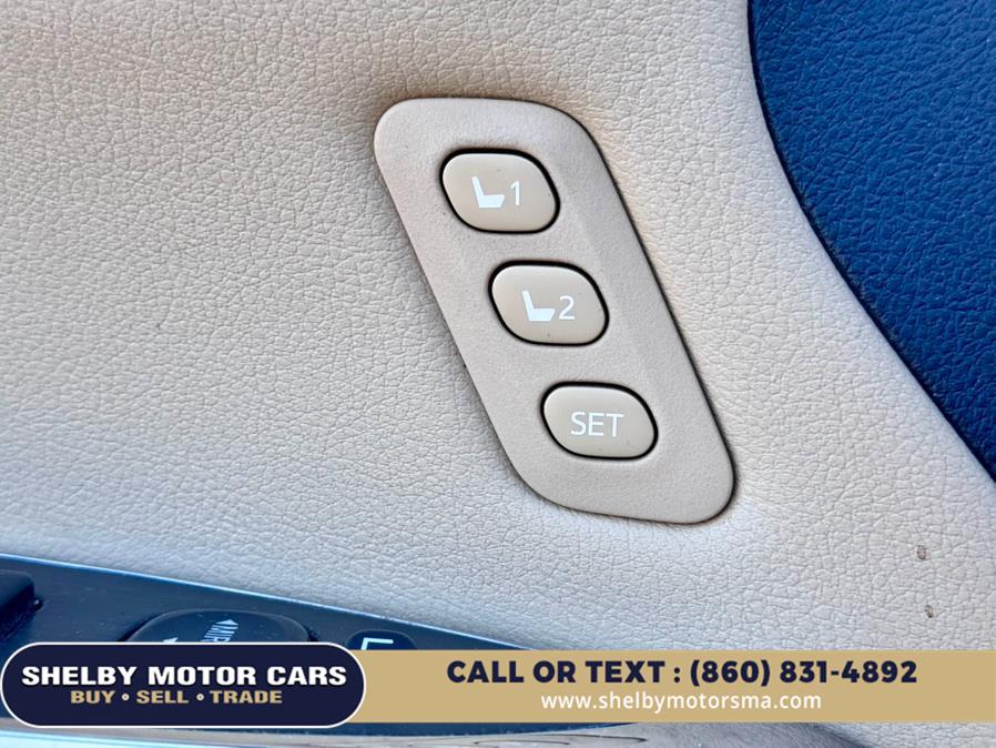 2013 Toyota Avalon Hybrid 4dr Sdn Limited (Natl), available for sale in Springfield, Massachusetts | Shelby Motor Cars. Springfield, Massachusetts 2013 Toyota Avalon Hybrid 4dr Sdn Limited (Natl), available for sale in Springfield, Massachusetts | Shelby Motor Cars. Springfield, Massachusetts