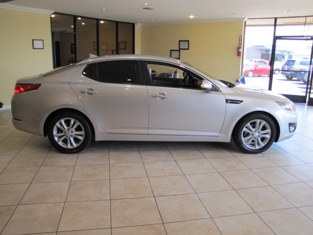 2013 Kia Optima 4dr Sdn EX, available for sale in Placentia, California | Auto Network Group Inc. Placentia, California 2013 Kia Optima 4dr Sdn EX, available for sale in Placentia, California | Auto Network Group Inc. Placentia, California