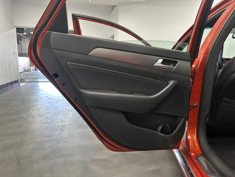 2015 Hyundai Sonata 4dr Sdn 2.0T Sport *Ltd Avail*, available for sale in Elizabeth, New Jersey | M Auto Group. Elizabeth, New Jersey 2015 Hyundai Sonata 4dr Sdn 2.0T Sport *Ltd Avail*, available for sale in Elizabeth, New Jersey | M Auto Group. Elizabeth, New Jersey