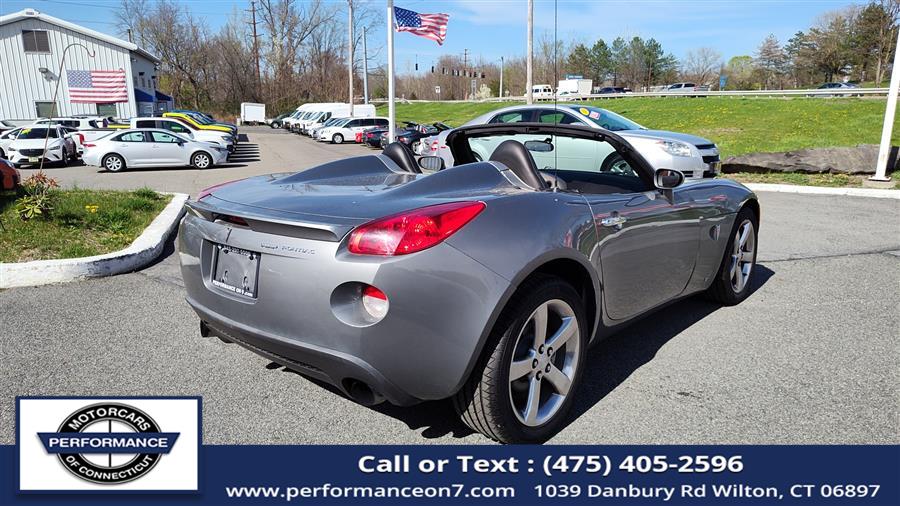 2008 Pontiac Solstice 2dr Conv, available for sale in Wilton, Connecticut | Performance Motor Cars Of Connecticut LLC. Wilton, Connecticut 2008 Pontiac Solstice 2dr Conv, available for sale in Wilton, Connecticut | Performance Motor Cars Of Connecticut LLC. Wilton, Connecticut