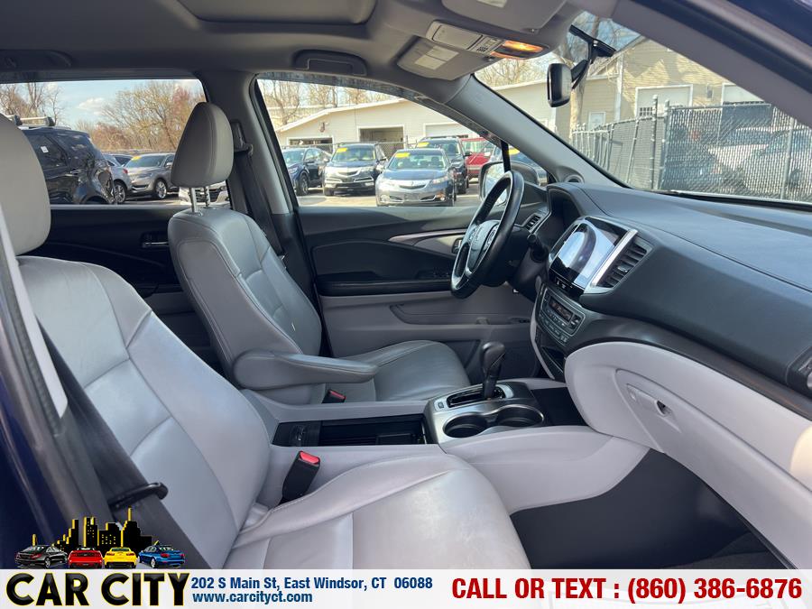 2016 Honda Pilot AWD 4dr EX-L, available for sale in East Windsor, Connecticut | Car City LLC. East Windsor, Connecticut 2016 Honda Pilot AWD 4dr EX-L, available for sale in East Windsor, Connecticut | Car City LLC. East Windsor, Connecticut