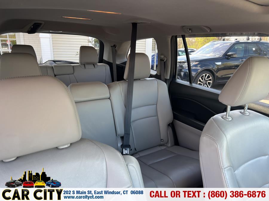 2016 Honda Pilot AWD 4dr EX-L, available for sale in East Windsor, Connecticut | Car City LLC. East Windsor, Connecticut 2016 Honda Pilot AWD 4dr EX-L, available for sale in East Windsor, Connecticut | Car City LLC. East Windsor, Connecticut