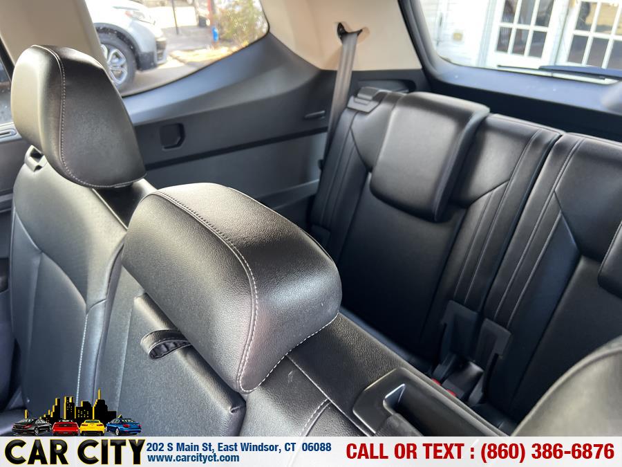 2018 Volkswagen Atlas 3.6L V6 SE 4MOTION, available for sale in East Windsor, Connecticut | Car City LLC. East Windsor, Connecticut 2018 Volkswagen Atlas 3.6L V6 SE 4MOTION, available for sale in East Windsor, Connecticut | Car City LLC. East Windsor, Connecticut