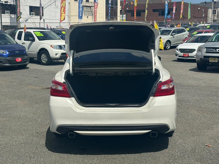 2017 Nissan Altima 2017.5 2.5 SV Sedan, available for sale in Irvington , New Jersey | Auto Haus of Irvington Corp. Irvington , New Jersey 2017 Nissan Altima 2017.5 2.5 SV Sedan, available for sale in Irvington , New Jersey | Auto Haus of Irvington Corp. Irvington , New Jersey