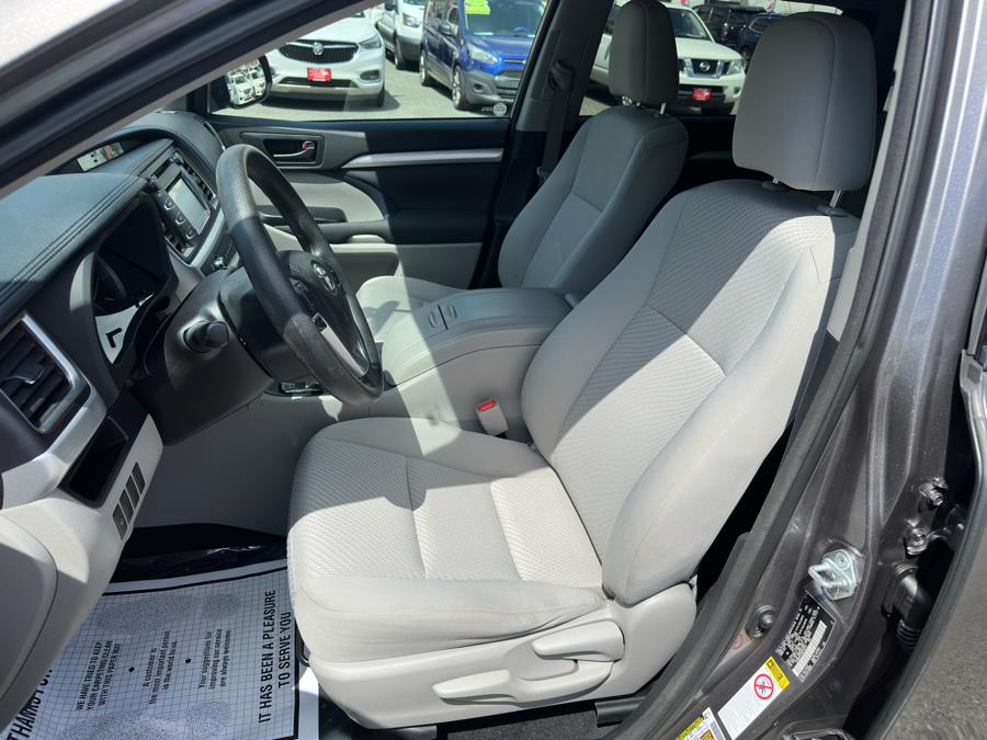 2016 Toyota Highlander AWD 4dr V6 LE (Natl), available for sale in Irvington , New Jersey | Auto Haus of Irvington Corp. Irvington , New Jersey 2016 Toyota Highlander AWD 4dr V6 LE (Natl), available for sale in Irvington , New Jersey | Auto Haus of Irvington Corp. Irvington , New Jersey