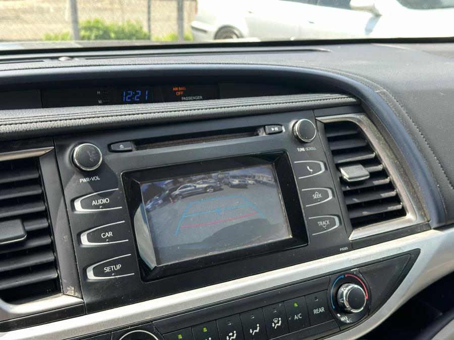 2016 Toyota Highlander AWD 4dr V6 LE (Natl), available for sale in Irvington , New Jersey | Auto Haus of Irvington Corp. Irvington , New Jersey 2016 Toyota Highlander AWD 4dr V6 LE (Natl), available for sale in Irvington , New Jersey | Auto Haus of Irvington Corp. Irvington , New Jersey
