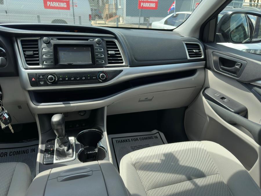 2016 Toyota Highlander AWD 4dr V6 LE (Natl), available for sale in Irvington , New Jersey | Auto Haus of Irvington Corp. Irvington , New Jersey 2016 Toyota Highlander AWD 4dr V6 LE (Natl), available for sale in Irvington , New Jersey | Auto Haus of Irvington Corp. Irvington , New Jersey