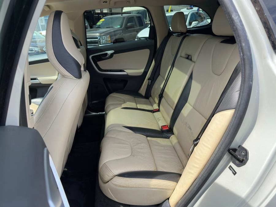 2011 Volvo XC60 AWD 4dr 3.0T w/Moonroof, available for sale in Irvington , New Jersey | Auto Haus of Irvington Corp. Irvington , New Jersey 2011 Volvo XC60 AWD 4dr 3.0T w/Moonroof, available for sale in Irvington , New Jersey | Auto Haus of Irvington Corp. Irvington , New Jersey