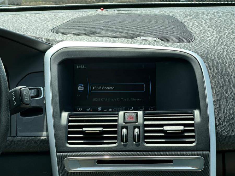2011 Volvo XC60 AWD 4dr 3.0T w/Moonroof, available for sale in Irvington , New Jersey | Auto Haus of Irvington Corp. Irvington , New Jersey 2011 Volvo XC60 AWD 4dr 3.0T w/Moonroof, available for sale in Irvington , New Jersey | Auto Haus of Irvington Corp. Irvington , New Jersey