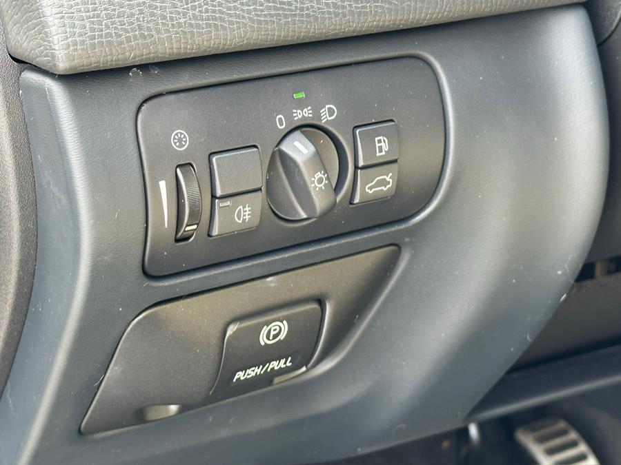 2011 Volvo XC60 AWD 4dr 3.0T w/Moonroof, available for sale in Irvington , New Jersey | Auto Haus of Irvington Corp. Irvington , New Jersey 2011 Volvo XC60 AWD 4dr 3.0T w/Moonroof, available for sale in Irvington , New Jersey | Auto Haus of Irvington Corp. Irvington , New Jersey