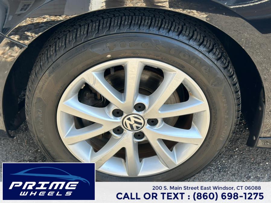 2014 Volkswagen Jetta Sedan 4dr Auto SE w/Connectivity/Sunroof PZEV, available for sale in East Windsor, Connecticut | Prime Wheels. East Windsor, Connecticut 2014 Volkswagen Jetta Sedan 4dr Auto SE w/Connectivity/Sunroof PZEV, available for sale in East Windsor, Connecticut | Prime Wheels. East Windsor, Connecticut