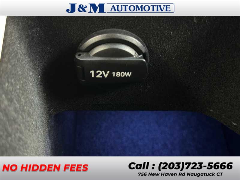 2022 Genesis Gv70 2.5T, available for sale in Naugatuck, Connecticut | J&M Automotive Sls&Svc LLC. Naugatuck, Connecticut 2022 Genesis Gv70 2.5T, available for sale in Naugatuck, Connecticut | J&M Automotive Sls&Svc LLC. Naugatuck, Connecticut