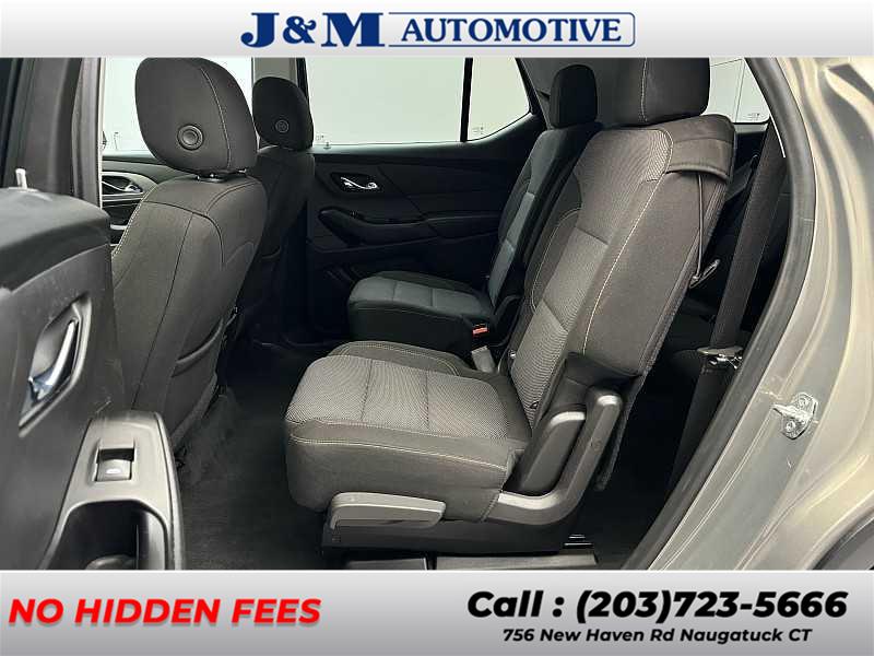 2019 Chevrolet Traverse LT Cloth, available for sale in Naugatuck, Connecticut | J&M Automotive Sls&Svc LLC. Naugatuck, Connecticut 2019 Chevrolet Traverse LT Cloth, available for sale in Naugatuck, Connecticut | J&M Automotive Sls&Svc LLC. Naugatuck, Connecticut