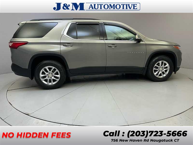 2019 Chevrolet Traverse LT Cloth, available for sale in Naugatuck, Connecticut | J&M Automotive Sls&Svc LLC. Naugatuck, Connecticut 2019 Chevrolet Traverse LT Cloth, available for sale in Naugatuck, Connecticut | J&M Automotive Sls&Svc LLC. Naugatuck, Connecticut