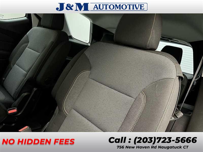 2019 Chevrolet Traverse LT Cloth, available for sale in Naugatuck, Connecticut | J&M Automotive Sls&Svc LLC. Naugatuck, Connecticut 2019 Chevrolet Traverse LT Cloth, available for sale in Naugatuck, Connecticut | J&M Automotive Sls&Svc LLC. Naugatuck, Connecticut