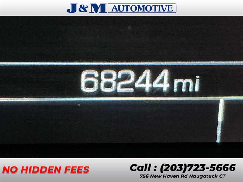 2019 Chevrolet Traverse LT Cloth, available for sale in Naugatuck, Connecticut | J&M Automotive Sls&Svc LLC. Naugatuck, Connecticut 2019 Chevrolet Traverse LT Cloth, available for sale in Naugatuck, Connecticut | J&M Automotive Sls&Svc LLC. Naugatuck, Connecticut
