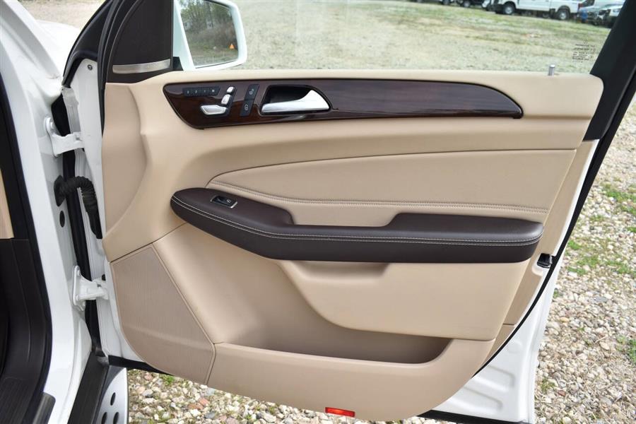 2019 Mercedes-benz Gls GLS 450 AWD 4MATIC 4dr SUV, available for sale in Great Neck, New York | Camy Cars. Great Neck, New York 2019 Mercedes-benz Gls GLS 450 AWD 4MATIC 4dr SUV, available for sale in Great Neck, New York | Camy Cars. Great Neck, New York