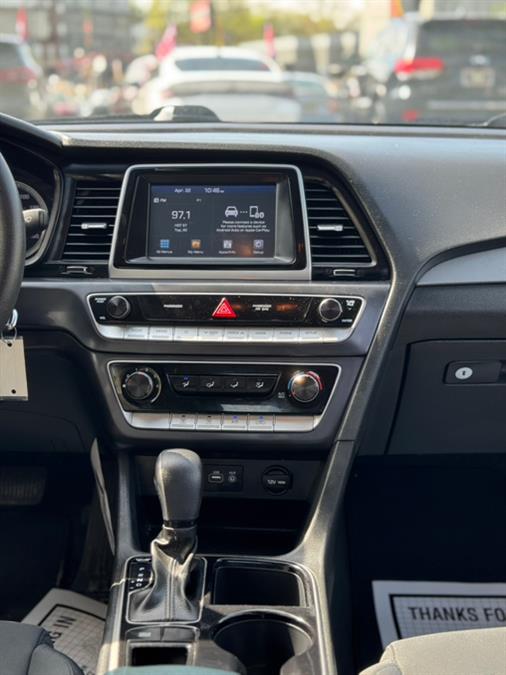 2019 Hyundai Sonata SE 2.4L, available for sale in Irvington, New Jersey | RT 603 Auto Mall. Irvington, New Jersey 2019 Hyundai Sonata SE 2.4L, available for sale in Irvington, New Jersey | RT 603 Auto Mall. Irvington, New Jersey